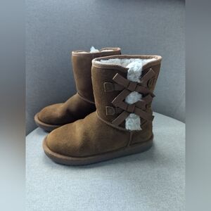 Koolaburra by UGG. Kids Boots, size 3